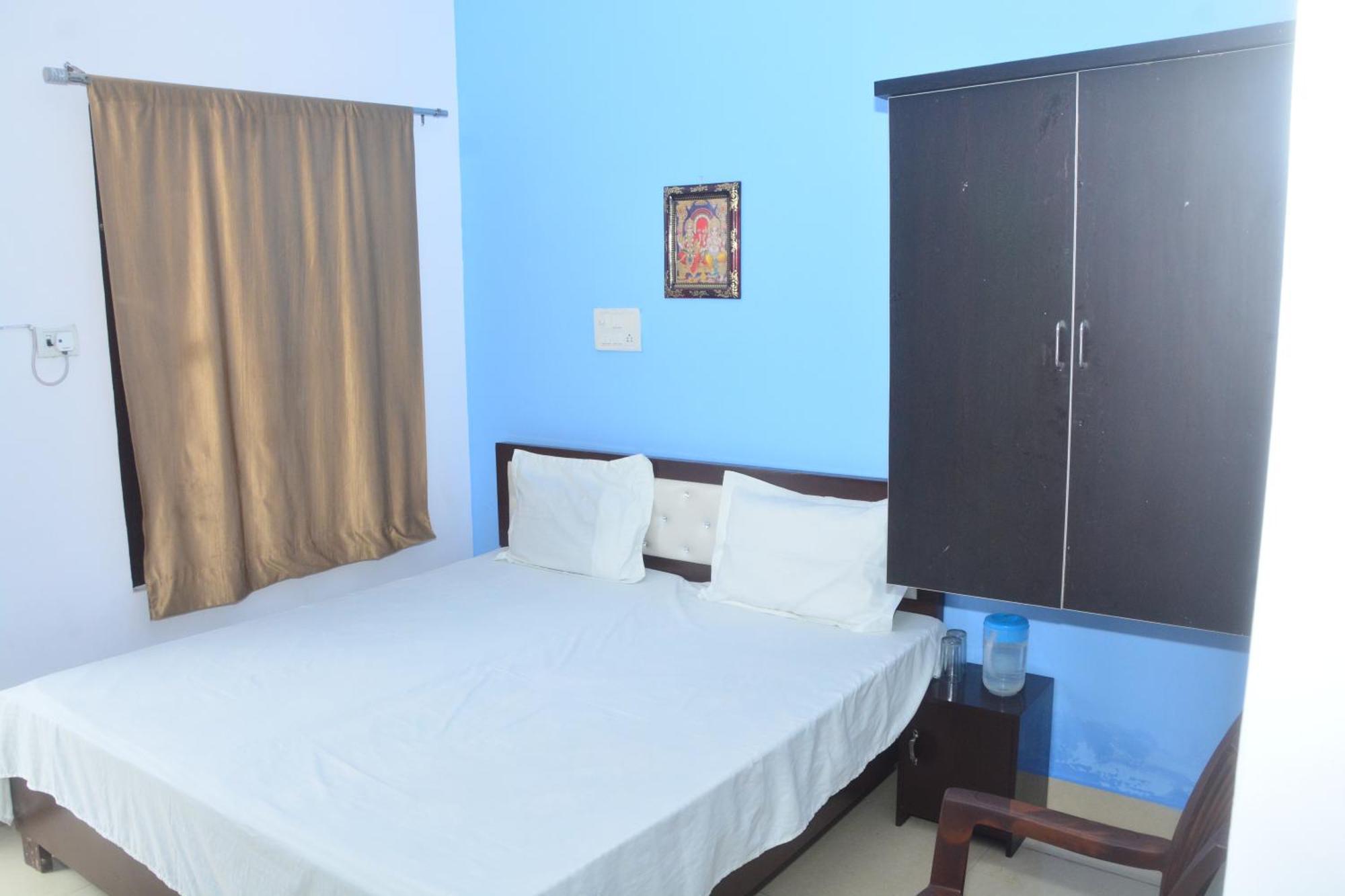 Hotel Chandrasha Villa Ayodhya Dham Ram Mandir 600 Meter Экстерьер фото