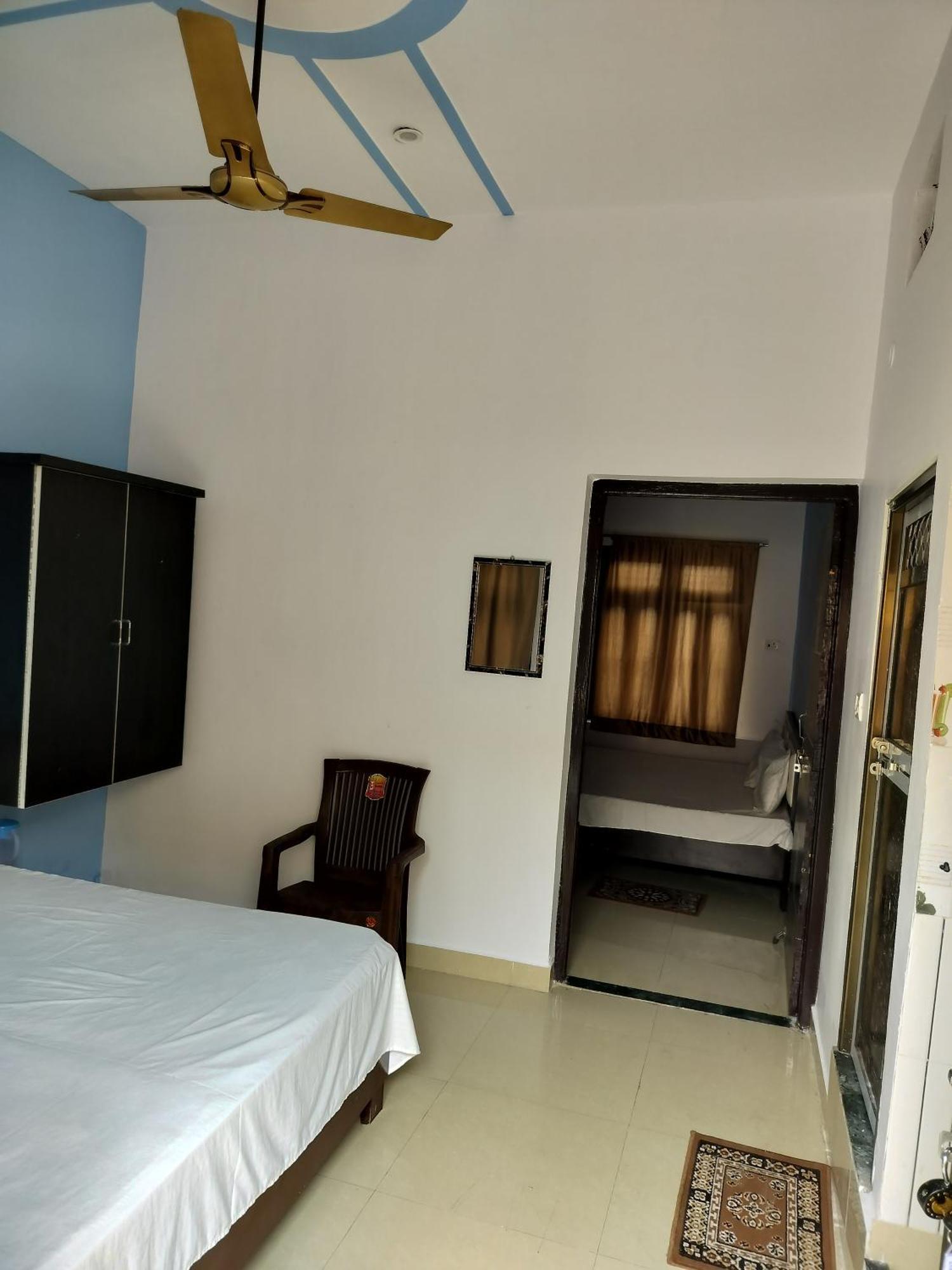 Hotel Chandrasha Villa Ayodhya Dham Ram Mandir 600 Meter Экстерьер фото