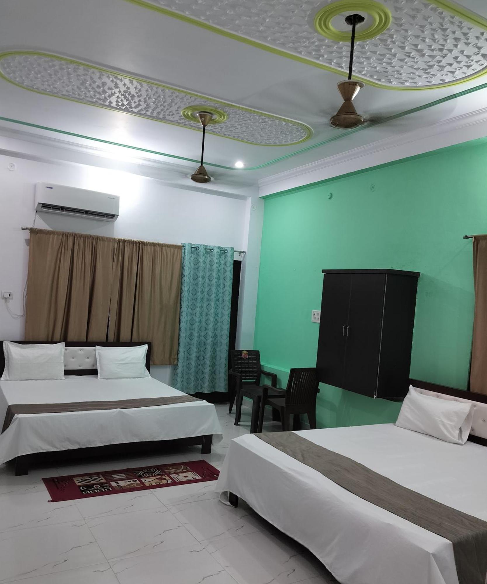 Hotel Chandrasha Villa Ayodhya Dham Ram Mandir 600 Meter Экстерьер фото