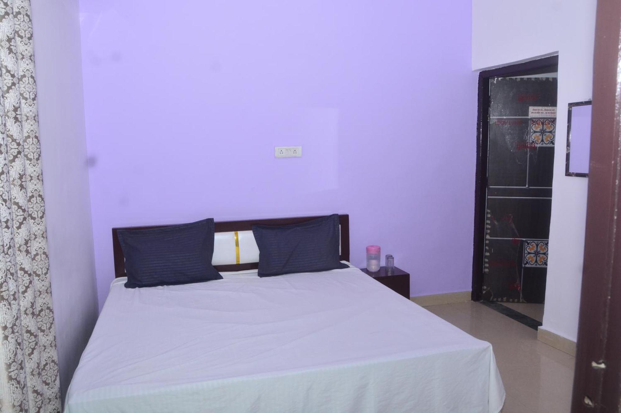 Hotel Chandrasha Villa Ayodhya Dham Ram Mandir 600 Meter Экстерьер фото
